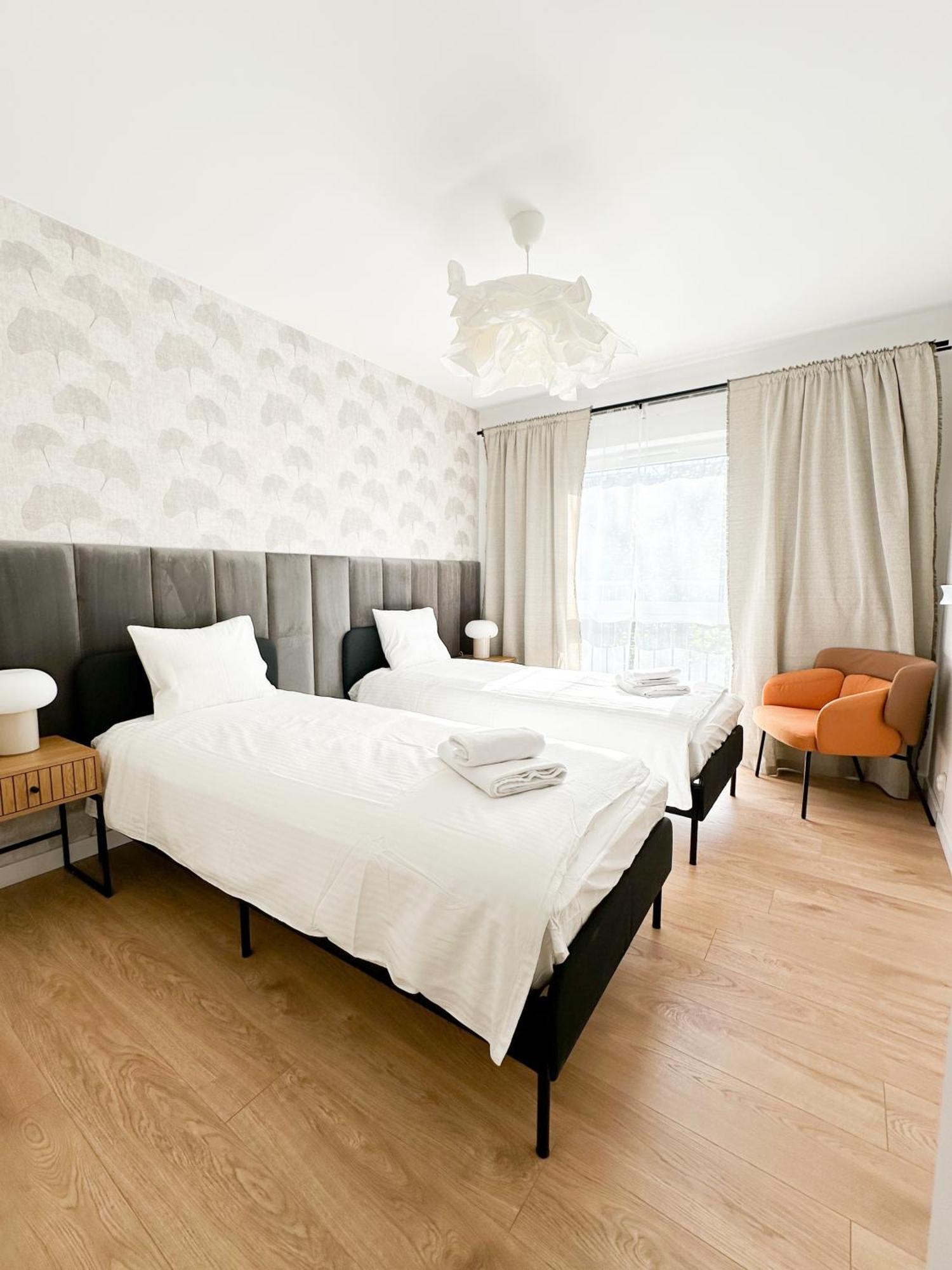 Aparthotel Weissa 7 Cracovie Extérieur photo