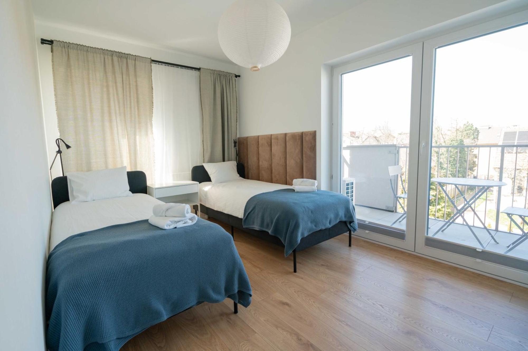 Aparthotel Weissa 7 Cracovie Extérieur photo