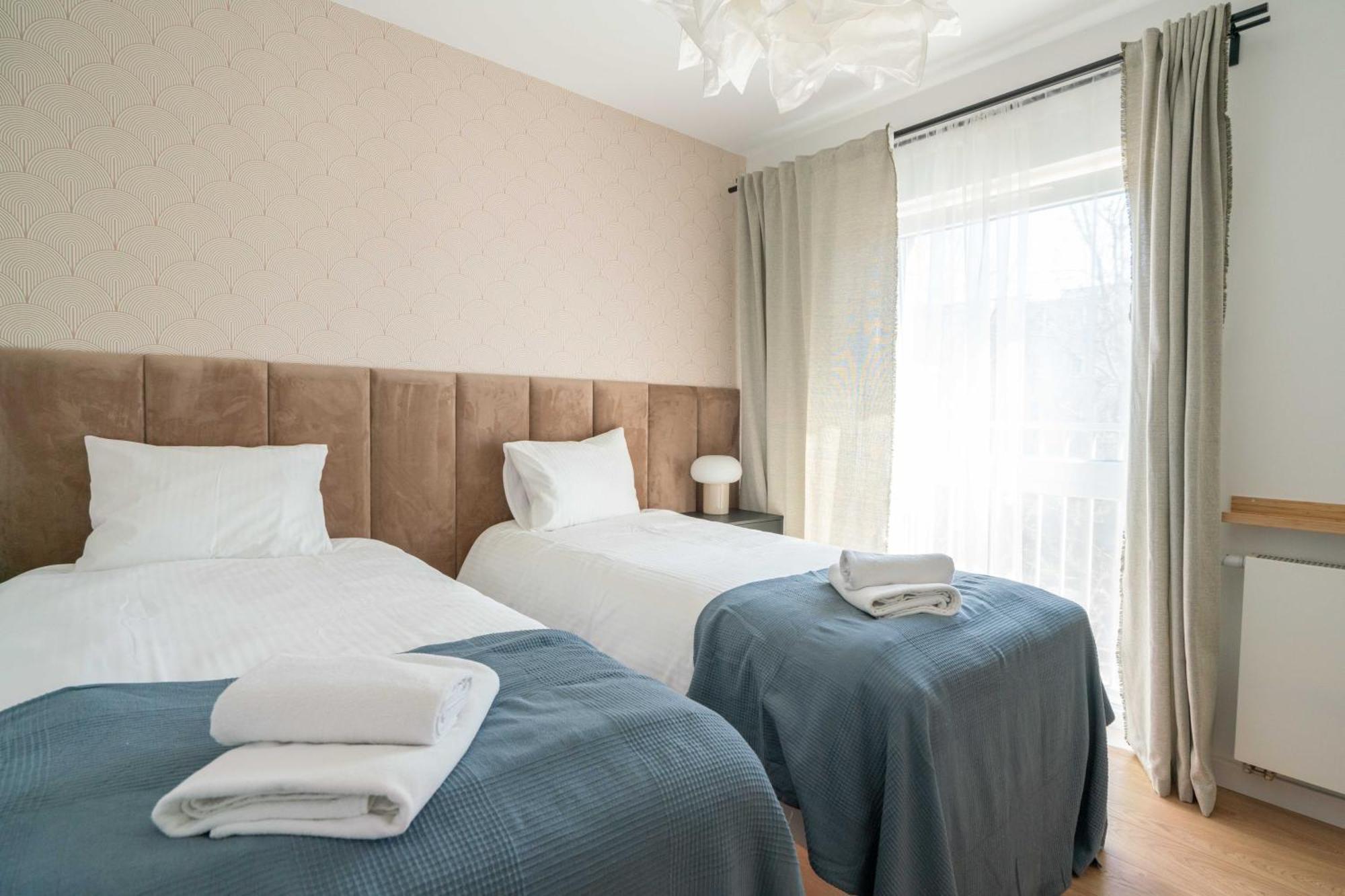 Aparthotel Weissa 7 Cracovie Extérieur photo